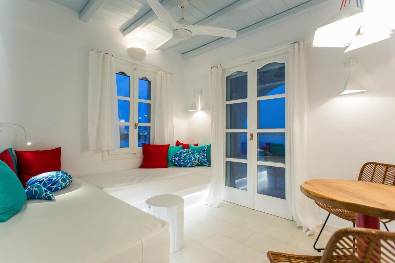 Naxian Riviera Exclusive Seafront Suites, Junior Suite Agios Prokopios  Exterior photo