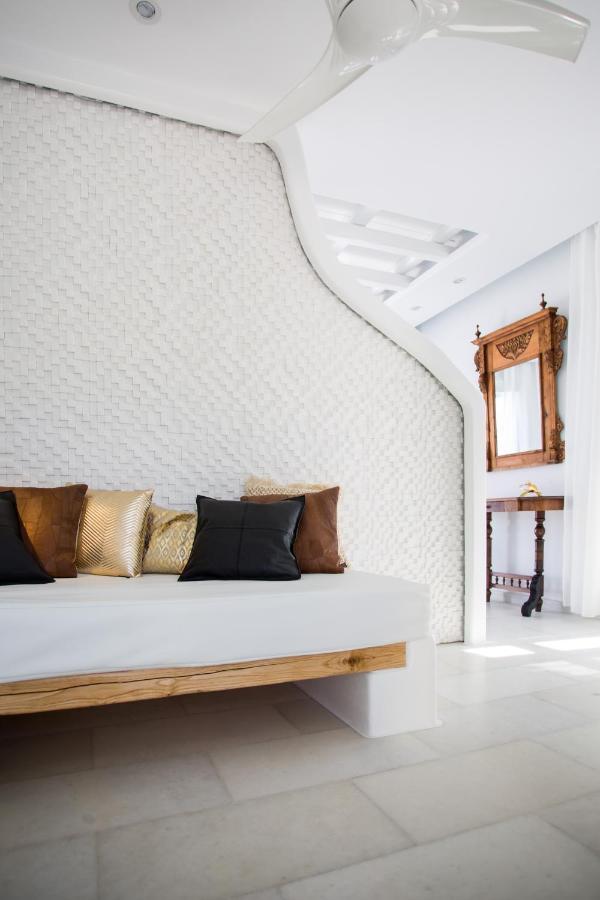 Naxian Riviera Exclusive Seafront Suites, Junior Suite Agios Prokopios  Exterior photo