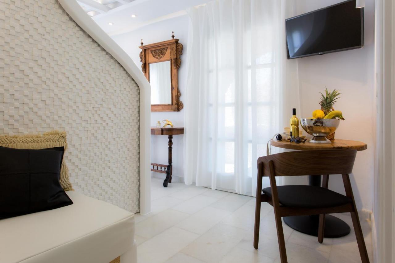 Naxian Riviera Exclusive Seafront Suites, Junior Suite Agios Prokopios  Exterior photo